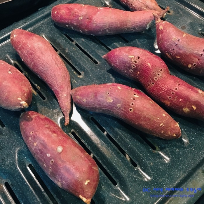 왕초보 레시피] 오븐으로 '군고구마' 만들기 : 네이버 블로그