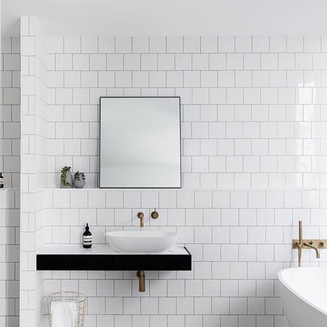 화이트톤으로 디자인한 심플한 욕실인테리어 구경하기,화이트 욕실인테리어, 타일 사이즈별 시공법 보기