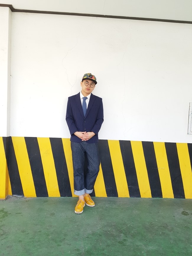  [데일리룩 #43] 스트라이프 봄자켓 & 플라워 모자으로 댄디룩 코디하기