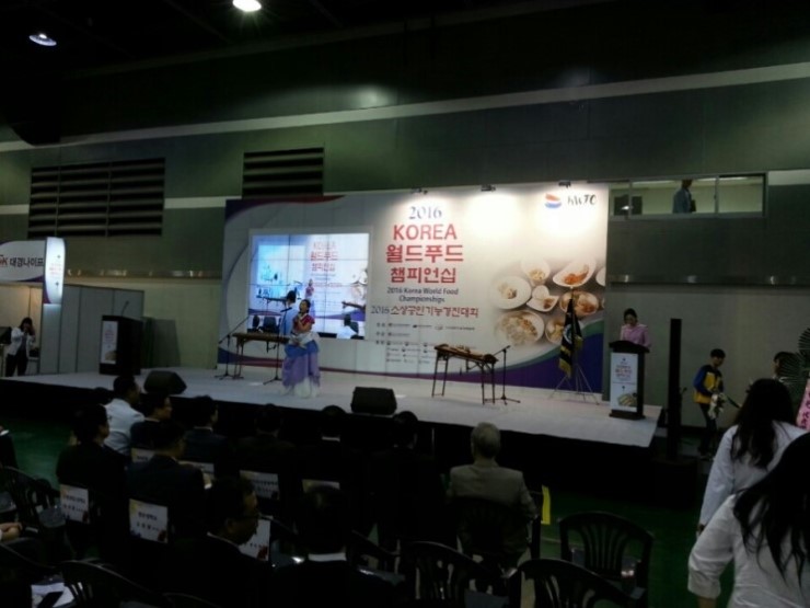  [렌탈솔루션]멀티비전 멀티비젼 비디오월 대여 렌탈 설치 3*4 시공_코리아 월드푸드 챔피언십