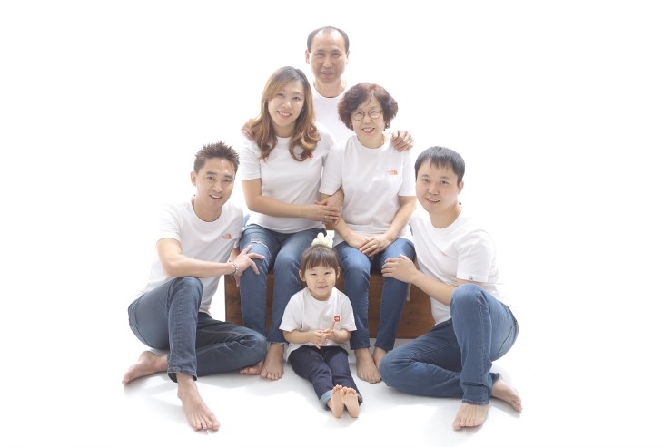  아이와 함께해서 더 행복한 가족사진