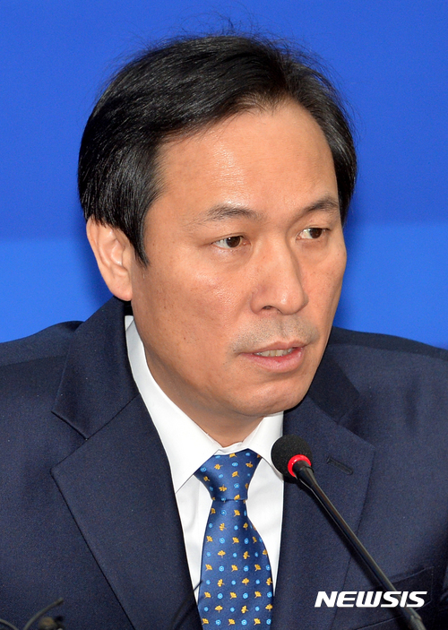  우상호, 김진태 사보임 촉구…"법안, 법사위서 '공전'"