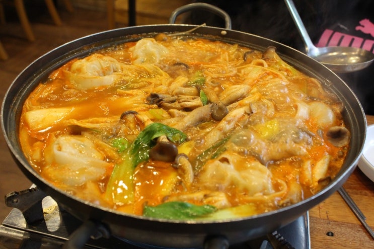  구로디지털단지맛집 구로디지털단지역맛집 국술집 만두전골맛집