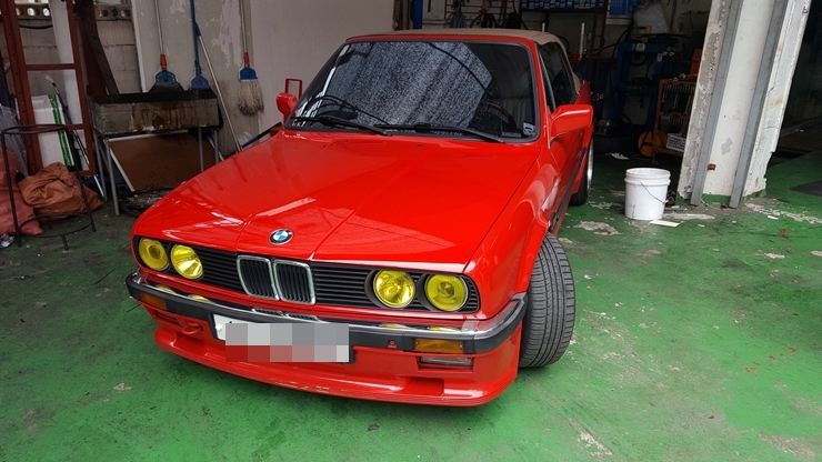  BMW올드카 진짜 감성 묻어 나네요.