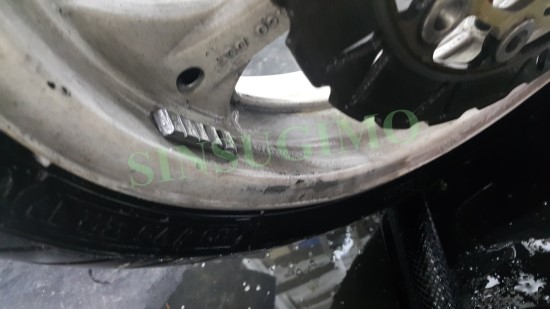  #honda cbr1000rr 프런트휠 재생 알곤용접~