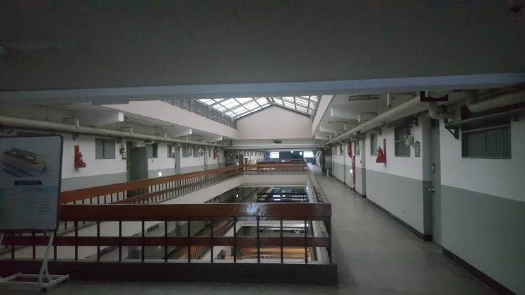  그대로 있다. (세운상가. 가142 협성사.)