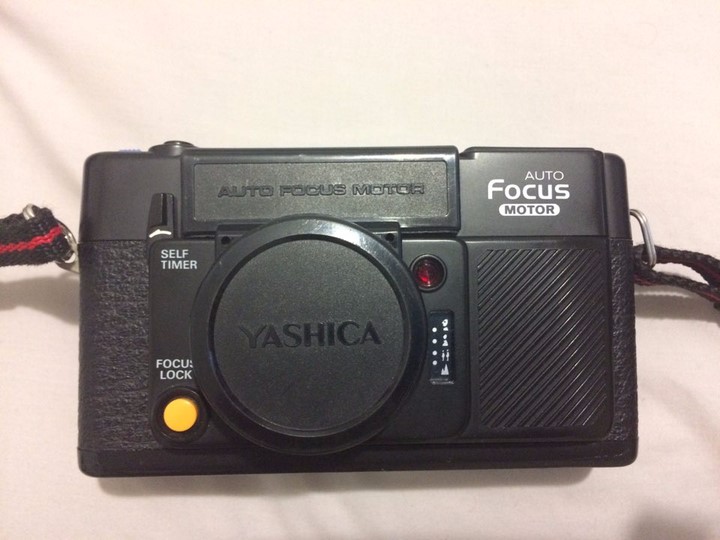 [Yashica Auto focus motor] 야시카의 첫 AF카메라