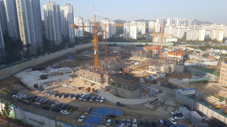  17년 10월 봉담 한신공영 공사현장 모습