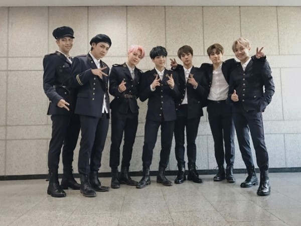  [방탄소년단끼리 카톡하기] - 경찰 02 뒤늦은 인사
