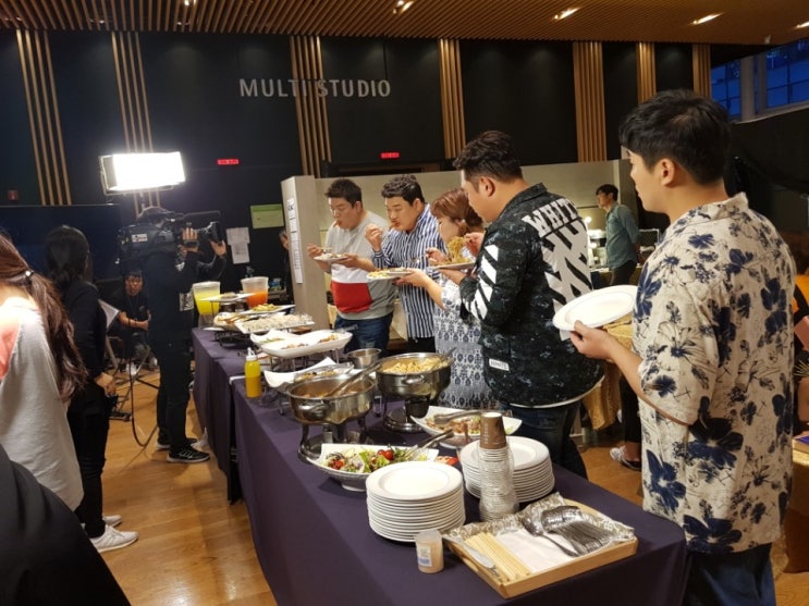  SNL9 맛있는 녀석들 을 위한 출장뷔페 파티벨리 출동 !