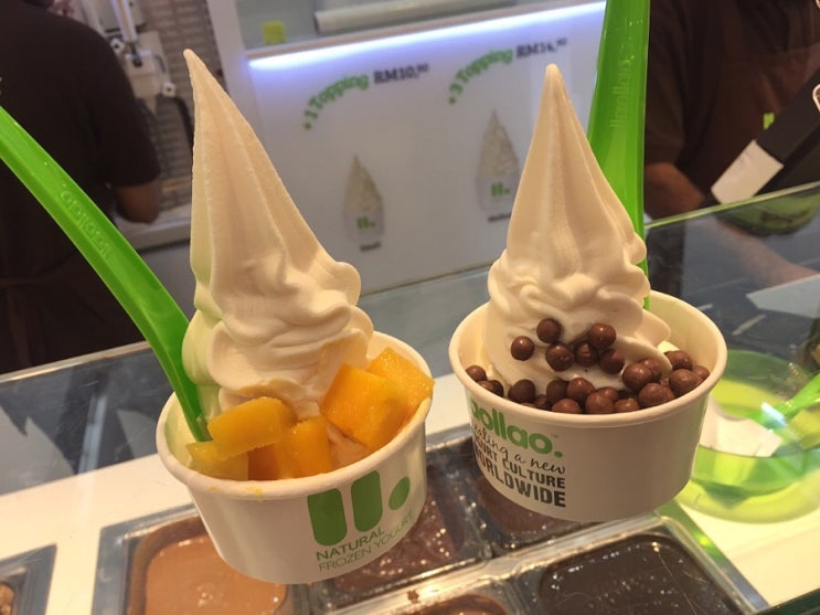  참새는 방앗간, 나는 야오야오를 그냥 못지나치지 (feat. llaollao)