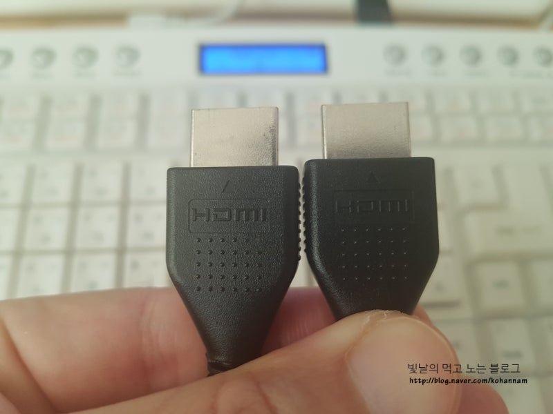 Ps4 Hdmi To Dvi 케이블로 플레이스테이션4 본체를 모니터와 연결하는 방법을 알아볼까요 네이버 블로그