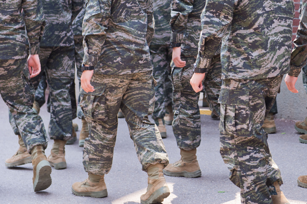 [판결](단독) 입대 문제로 낙심 20대 추락사…“자살, 객관적 증거 없어 보험금 줘야”