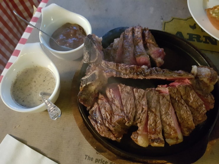 태국 방콕 자유여행 / 방콕 맛집 / 아르노 스테이크 / 가성비 좋은 스테이크 / ARNO's Butcher and Estery / 대중교통(BRT)으로 가기 /꼭 가봐야하는 곳 태국 방콕 자유여행 / 방콕 맛집 / 아르노 스테이크 / 가성비 좋은 스테이크 / ARNO's Butcher and Estery / 대중교통(BRT)으로 가기 /꼭 가봐야하는 곳
