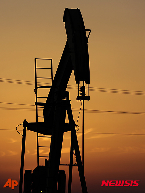 국제유가, 감산기대에 '고공행진'... 60달러 시대 개막  - WTI 지난주 4% 상승에 이어 0.5%↑...8개월 만에 최고치