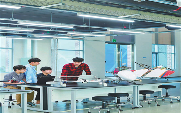  [2017 프라임 건국대학교] 융복합교육 미래형 공간 ‘스마트 팩토리’ 올해 문열어