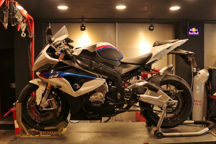  2012년식 BMW S1000RR 가스켓 작업 및 파츠교환 - [바이킹넷 대전점 길스개러지]