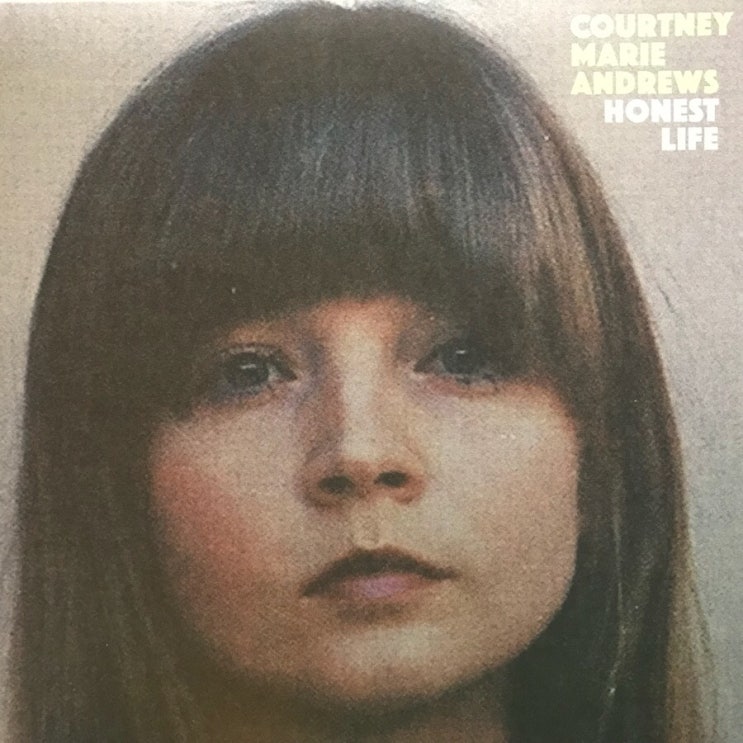 [LP, 엘피] Courtney Marie Andrews(코트니 마리 앤드류스) - Honest Life (VMP 클리어/옐로 바이닐+7인치, 500장 한정)