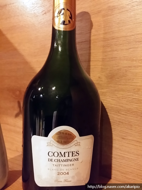  Champagne Taittinger, Comtes de Champagne Blanc de Blancs, Brut, 2004 (떼땡져 / 떼땅져 꽁뜨 드 샹파뉴 블랑 드 블랑)