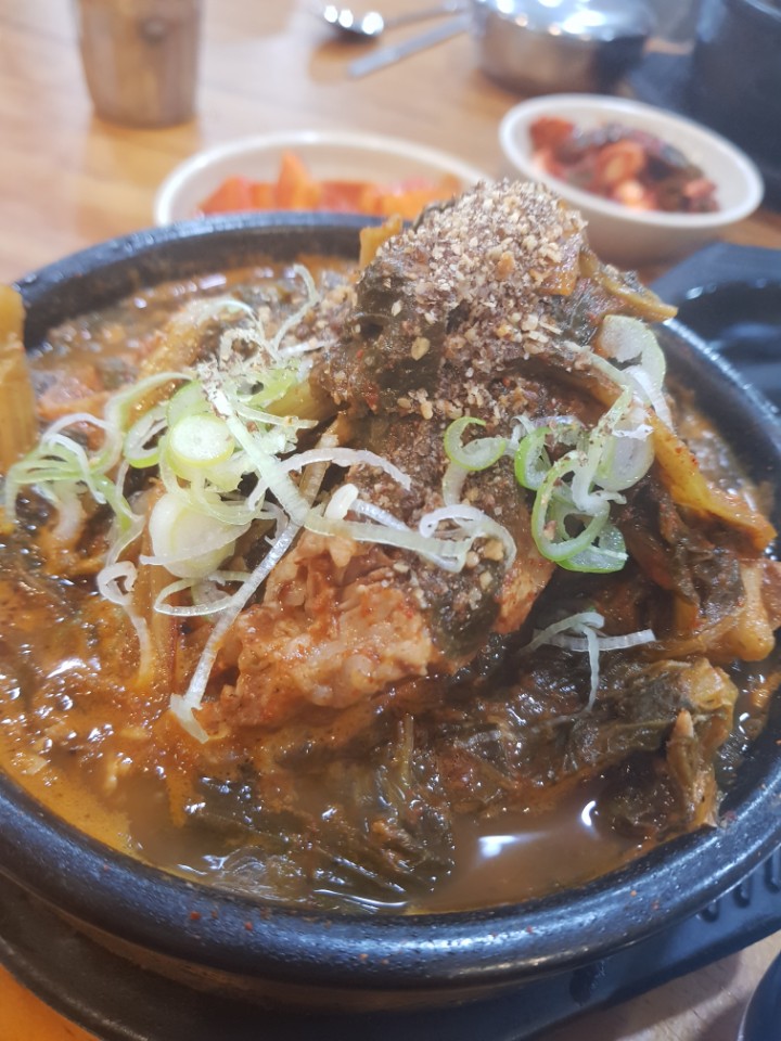  2017.11.09/저녁식사/영동뜨끈이/뼈다귀탕