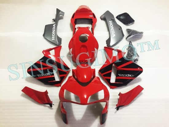  #honda #cbr600rr 2005 2006  #빨검디자인 #카울은역시신스기모입니다 