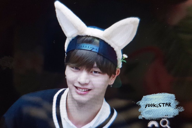 (<b>육성재</b>)(이창섭)광주팬사인회 직찍프리뷰들 171111