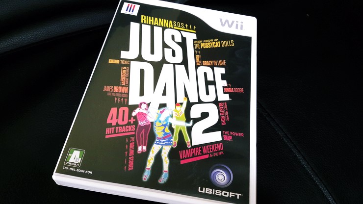 WII JUST DANCE2구입(중고 12000원의 행복!) WII JUST DANCE2구입(중고 12000원의 행복!)