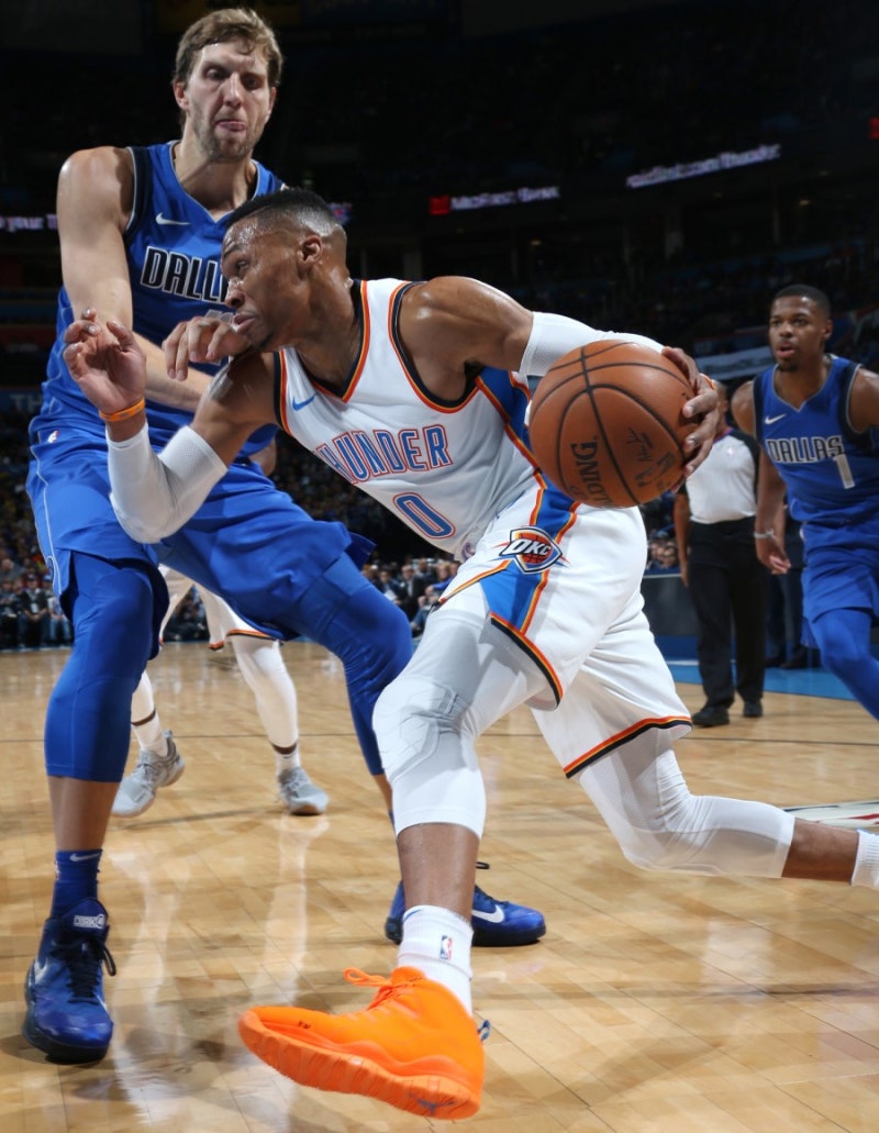 NBA] 11월 12일 선수들이신은 신발 : 네이버 블로그, image size:800x1031