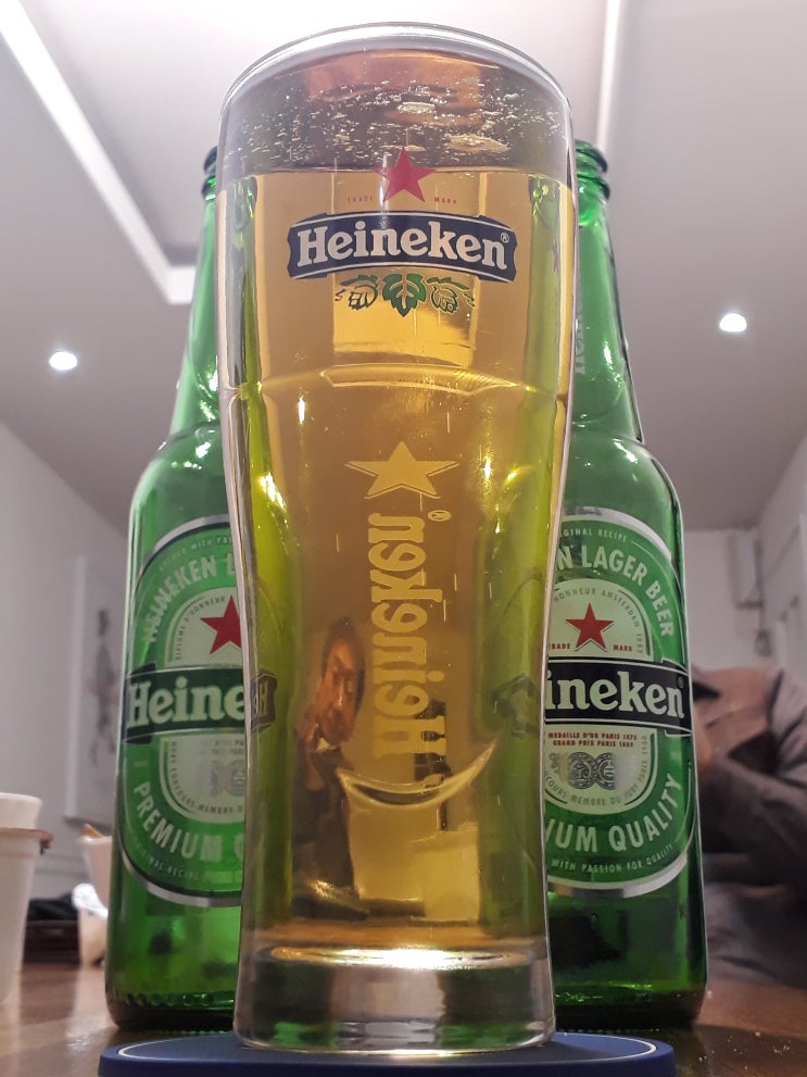  술독에 빠진 사람