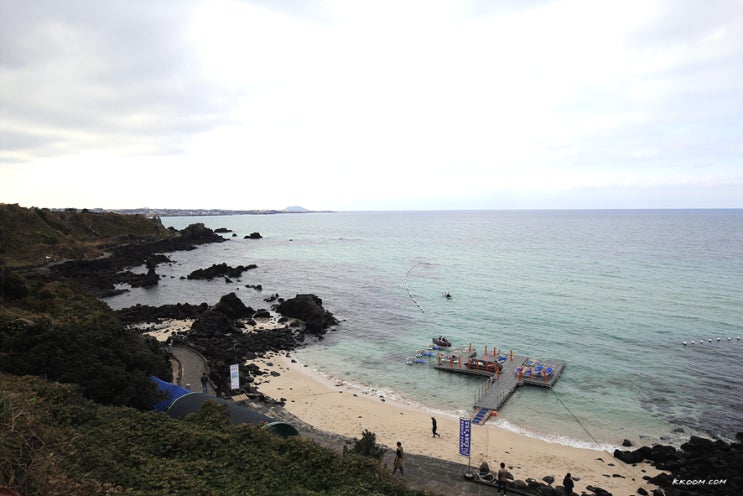 한담해변 산책, 봄날카페 - 제주도 애월 가볼만한곳