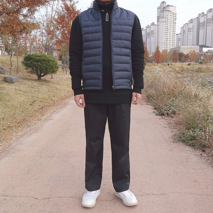  올젠 구스조끼 깔끔한 남자 조끼패딩 단정한 아재룩 연출