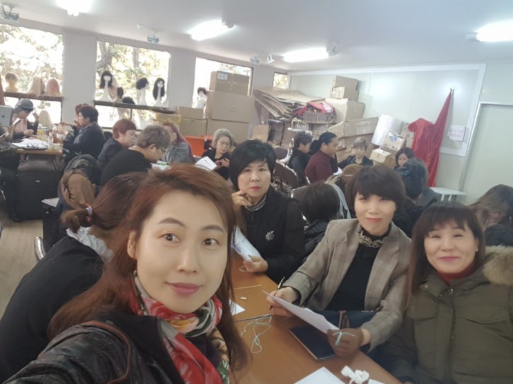  #김호증모가발#춘천가발#이은주헤어살롱#서울본사아카데미#강사교육#연구하고공유하여 성장하는 증모인들 현장에 다녀왔습니다~~