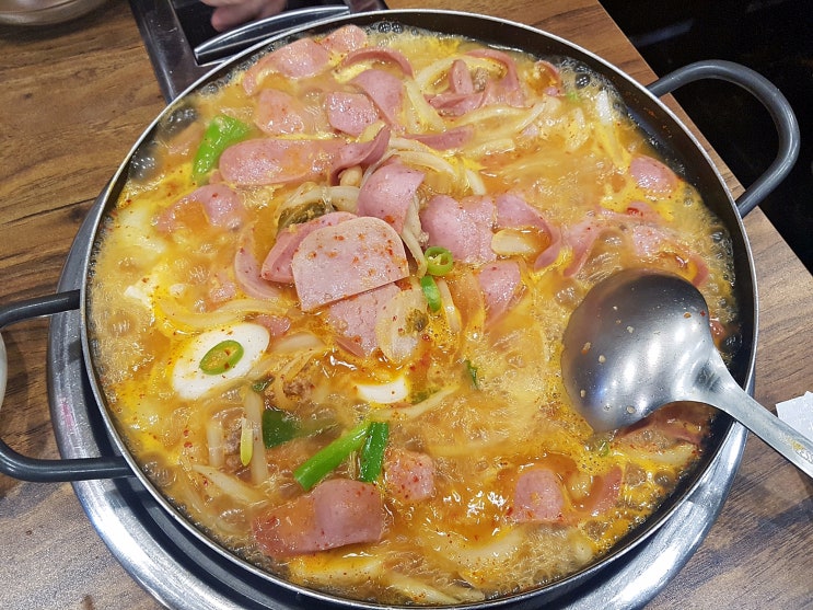  서울 당산동/영등포구청역 '반카부대찌개' 부대찌개