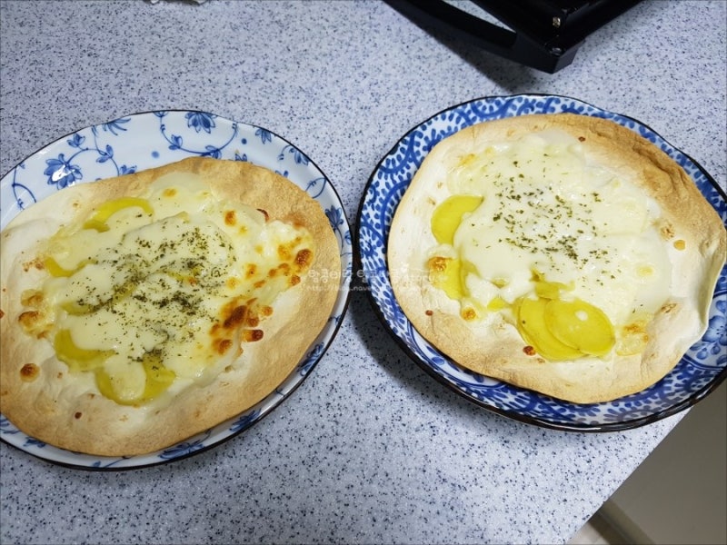 간단한 오븐요리 감자치즈피자 또띠아로 20분이면 뚝딱