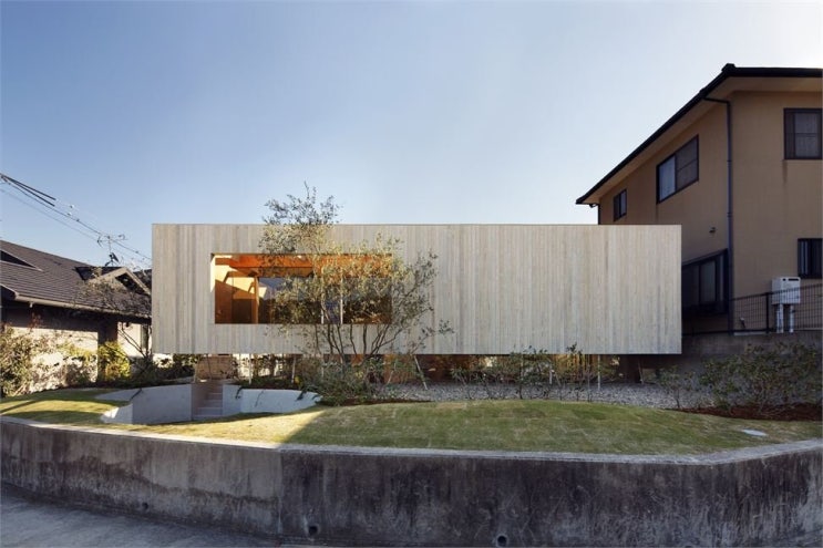 반지하 움막 컨셉의 메카니즘 첨단 주택 가든형 네츄럴하우스 건축