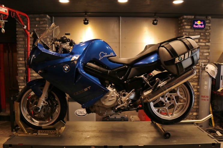  2007년식 BMW F800ST 전체점검 및 파츠 교환 - [바이킹넷 대전점 길스개러지]
