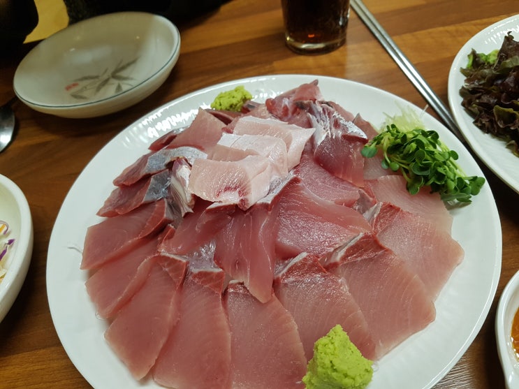  홍대 대방어 횟집 미진식당 갔다왔네요^^