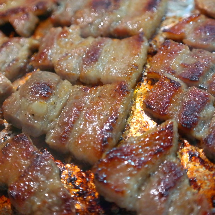  강남 역삼동 맛집 십원집 연탄에 구워지는 고기의 깊은맛