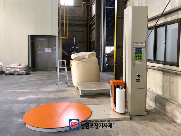  파렛트랩핑기(랩핑기)를 엠포피드에 납품했습니다[삼원포장기자재]