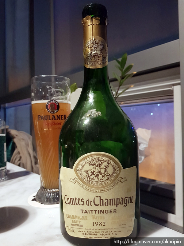  Champagne Taittinger, Comtes de Champagne Blanc de Blancs, Brut, 1982 (떼땡져 / 떼땅져 꽁뜨 드 샹파뉴 블랑 드 블랑)
