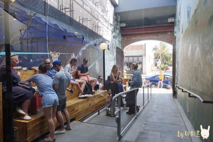 LA 카페, 미국3대커피 인텔리젠시아, 여유로운 거리 에보키니 Abbot kinney LA 카페, 미국3대커피 인텔리젠시아, 여유로운 거리 에보키니 Abbot kinney