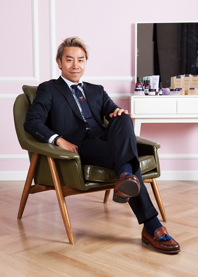  월간<CEO&> 인터뷰_코스토리 김한균 대표, 아시아의 로레알 꿈꾸는 글로벌 브랜드
