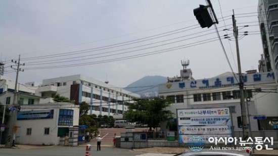 “시중 가격보다 싸게 해줄게” 주유소에 수억 뜯은 도매업체직원 구속 “시중 가격보다 싸게 해줄게” 주유소에 수억 뜯은 도매업체직원 구속