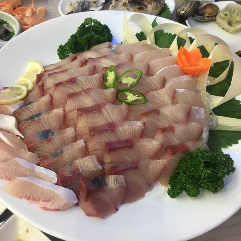 광주 양림동 남광주시장 회맛집 , 섬마을횟집