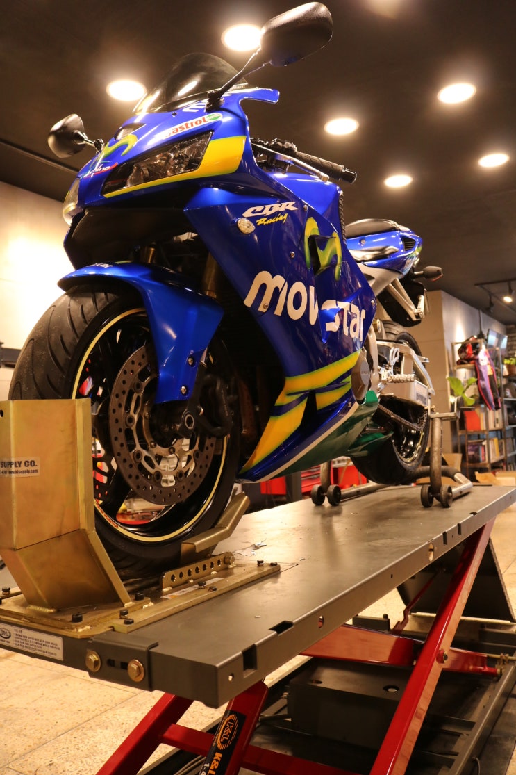  CBR600RR 수리 완료 !