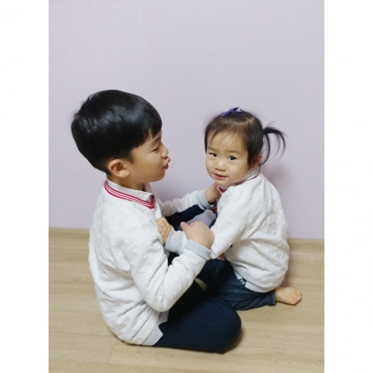 오늘뭐입지? 171214 데일리룩(코코리따 맨투맨/오빠옷 물려입기(