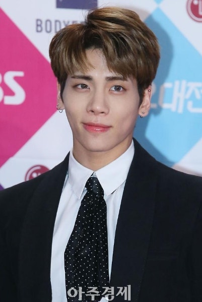 SHINeeジョンヒョン死去、ソウル峨山病院に安置されファンも弔問可能（遺書全文あり）