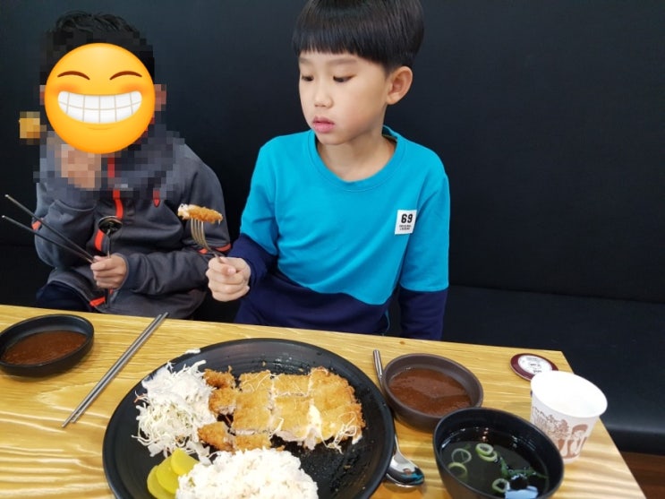  킨텍스제1전시장내 식당 전주 단지네~