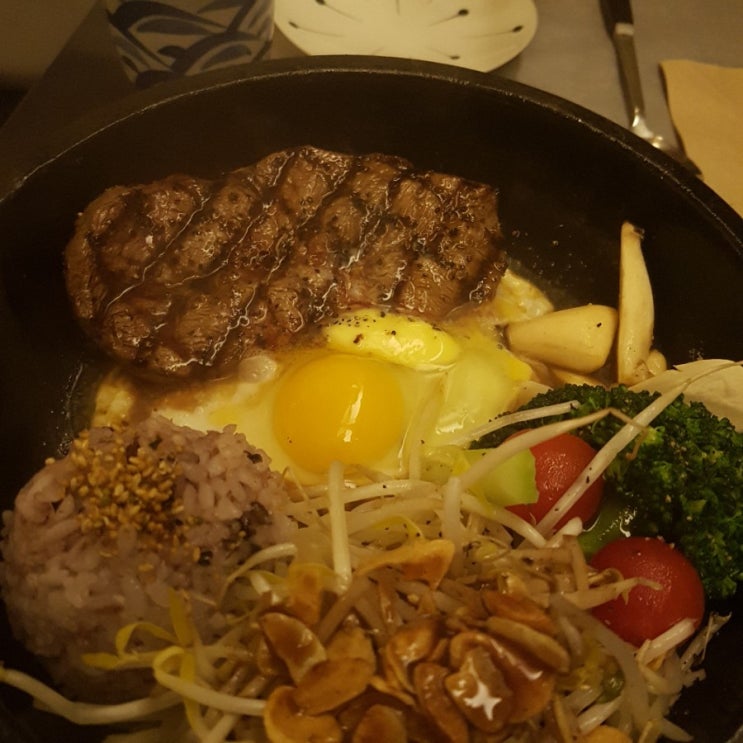  삼청동 스테이크 맛집 추천은 부띠끄경성으로~