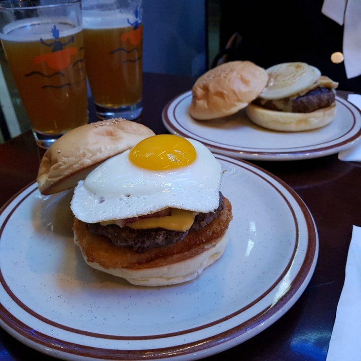 [이태원 맛집] 스모키살룬에서 수제버거에 맥주 한잔!